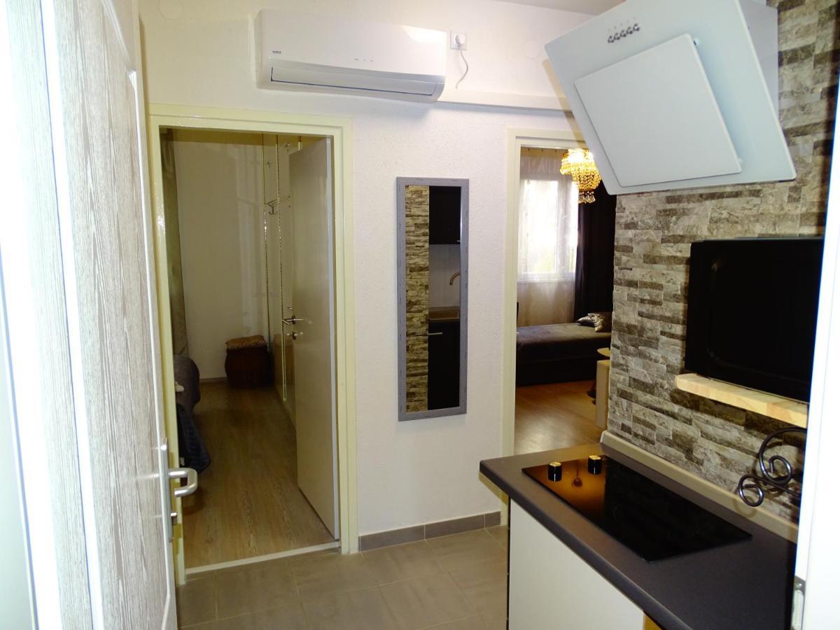 Apartment Suzana 1Br Split Exterior photo