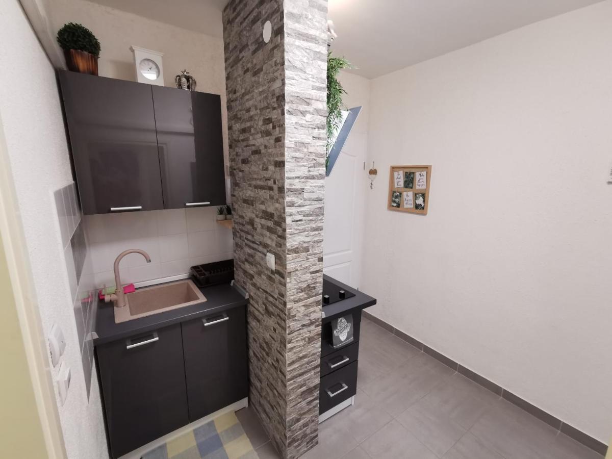 Apartment Suzana 1Br Split Exterior photo